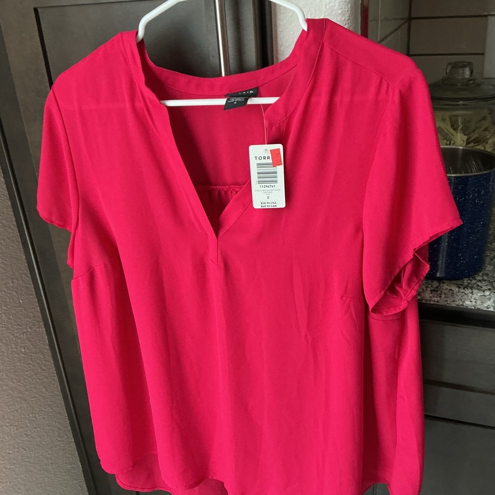 Torrid Pink Short Sleeve Pleated Blouse - Picture 3 of 3